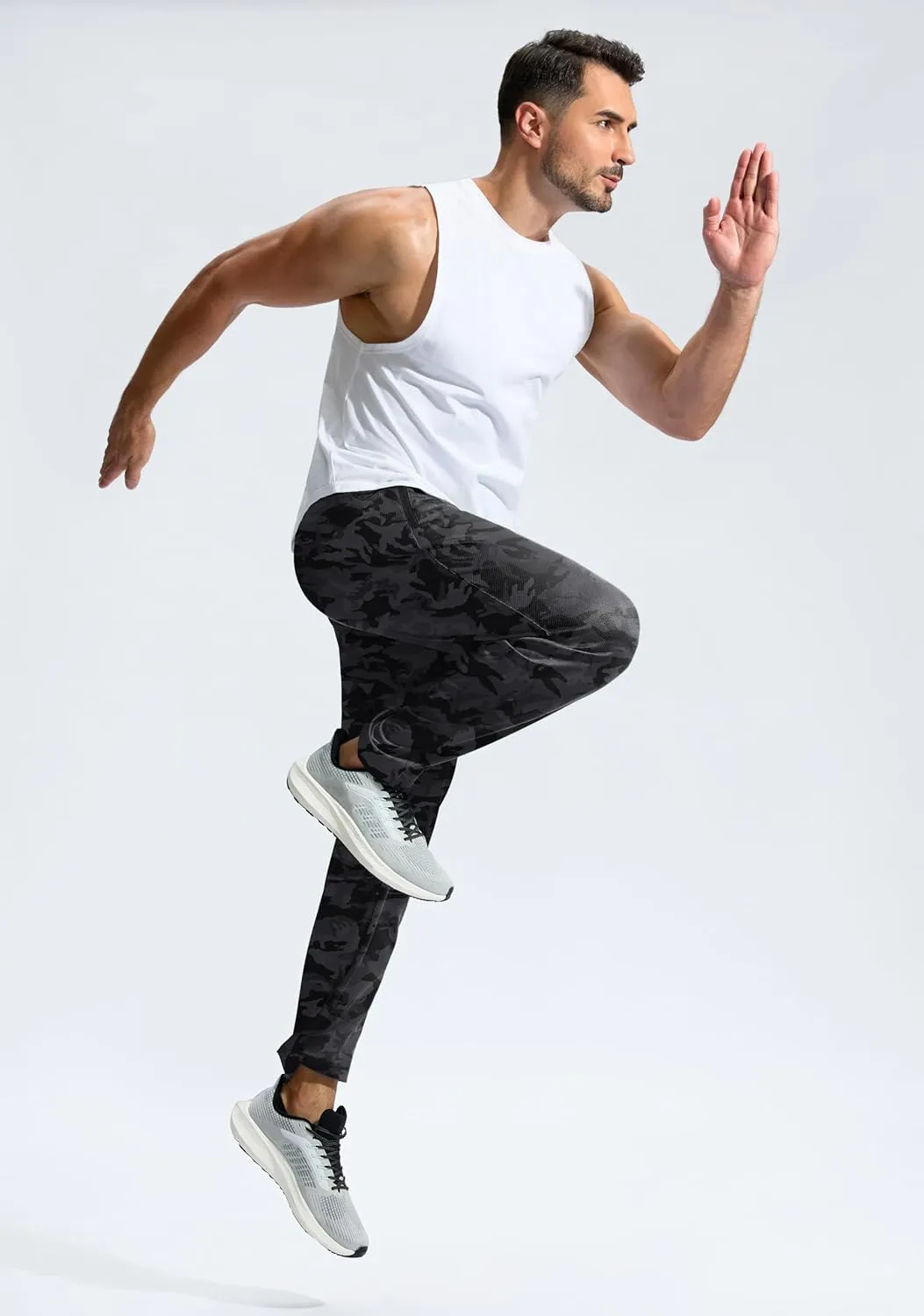 G Gradual Men's Sweatpants Mesh Lightweight with Zip Pockets Breathable Quick Dry Athletic Pants for Workout Running